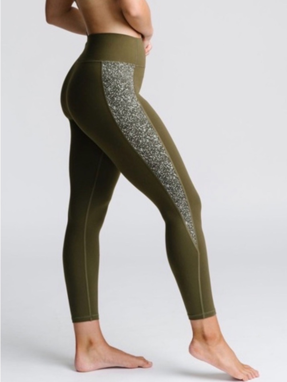 Zyia olive sparkle high rise leggings size 4